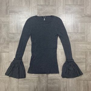 Aqua sweater shirt w/ long bell sleeves